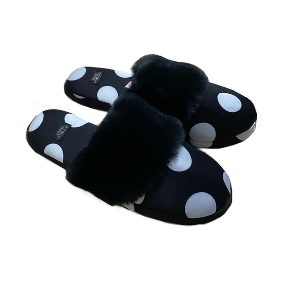 Night Victorias Secret Slippers - Picture 2 of 3